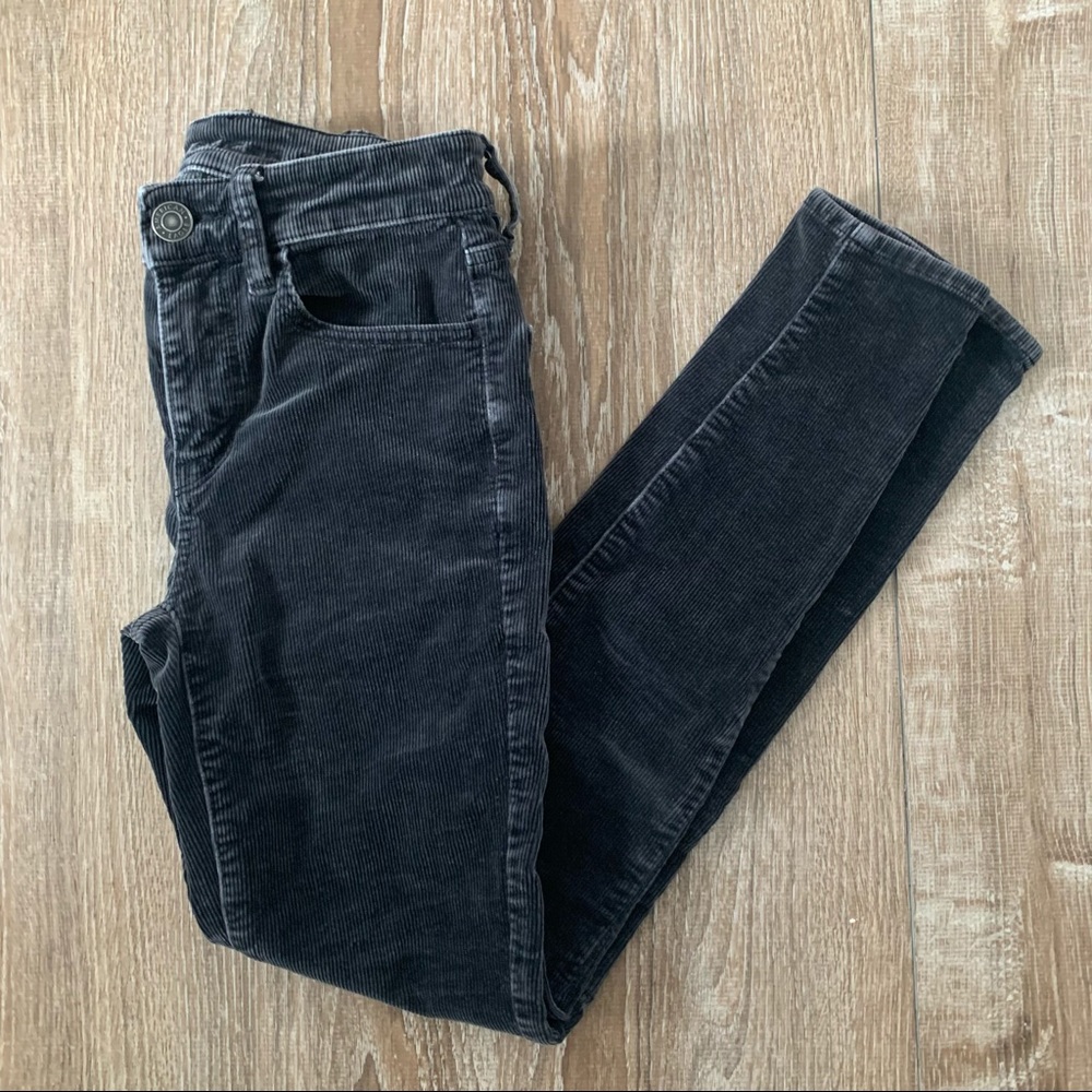 American Eagle High Waisted Corduroy Pants